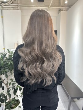 アルマバイロサ(ALMA by ROSA) やわらかハイトーンロング/担当rui