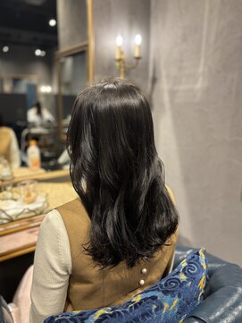 アルベラ(ALVELLA) 上品グレーブラウン