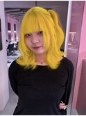 イエロー/ミディアム/派手髪/ハイトーン/ふんわりミディアム
