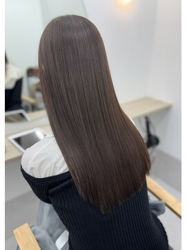 キキ(kiki) シアーグレー_外ハネボブセクションカラー_kiki0010