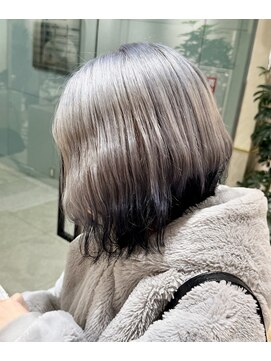 エイト ホワイト 札幌駅前店(EIGHT white) 「白だけじゃ物足りない人へ。」