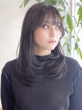 ビューエヒメ(VIEW EHIME) 小顔黒髪レイヤーカット×アッシュカラー20代30代40代