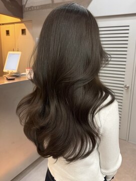 レブ 四条烏丸(Reb,) レイヤーカット艶カラー