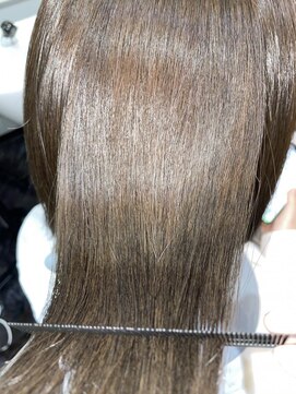 エスカーラ 表参道(THE ESCALA) 相田担当髪質改善トリートメントリアルお客様!671