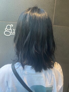 グミ(gumi) *gumi*ブルーブラック×透明感