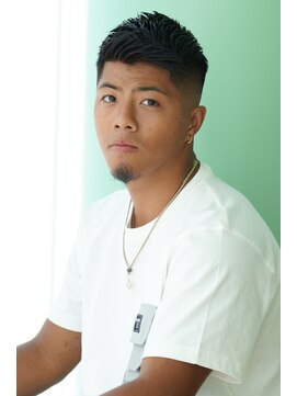 にもう アップバングサイドパートフェードカット 3