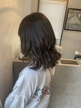 ヌーク(nuuk) カーキグレージュ