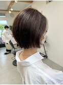 シルエットがきれいに見えるボブスタイル