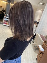 マシェリ バイ ハセ(ma cherie by HASE) ホワイトグレー×ハイライトカラー