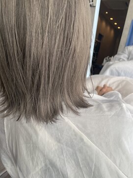 アトモスサニーテラス(Atmos sunny terrace) white beige ×  bob