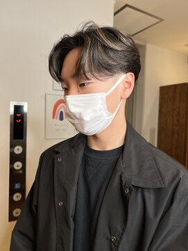 エクリ 麻布十番(equri) ニュアンスパーマハイライトセンターパート