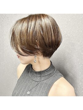 エストアール フクオカ 福岡博多店(est-r. Fukuoka) 博多/ショート/くびれショート/ベージュ/アディクシーカラー