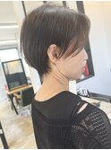 大人可愛い 20代30代40代前下がり コンパクトショート basi