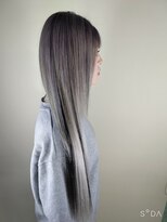 ウィット アンド ラファム Wit &La Famme&nbsp;シルバカラーとエクステのビフォーアフター