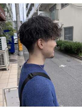 オムファミーユラグ(homme, famille raugh) 刈り上げマッシュ×ツイストスパイラル