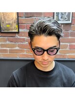 ザハーツバーバーショップ(THE HEARTS BARBERSHOP)&nbsp;highlight/fade style