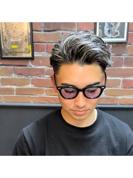 ザハーツバーバーショップ(THE HEARTS BARBERSHOP) highlight/fade style