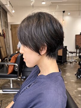 ヴィップルーム(viproom) マッシュショート/アッシュカラー/シースルバング/大人ボブ