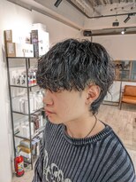 コワファーストナガサキシャンプーボーイ(COIFF1RST NAGASAKI SHAMPOO BOY)&nbsp;マッシュウルフ×波巻きスパイラルパーマ