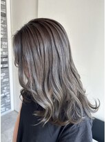 プリームヘアーホワイト(Pleame hair WHITE) オリーブグレージュ