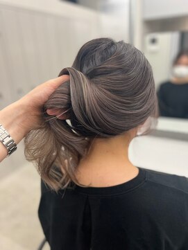 ジルブラン 横浜関内(JIL BLAN) ハイライトバレイヤージュダブルカラーケアプリーチ30代40代