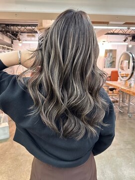 ヘアーサロン アモル(HAIR SALON Amor) ハイライトレイヤーカットエクステイルミナカラー縮毛矯正
