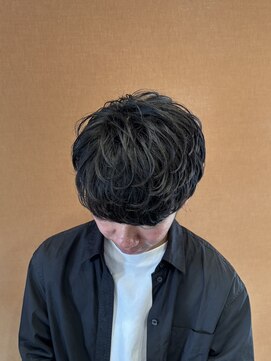 ジェットブラックキューサンロク(JET BLACK 936) マッシュ　刈り上げ