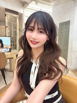 ロンドアリシア 金山(Lond Alexia) レイヤーカット/韓国/顔まわり/前髪