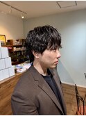 無造作シャドウパーマメンズミディ