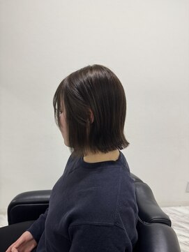 クロス ツー(COROSS2) 切りっぱなし/艶カラー/赤み消しカラー/20代/30代