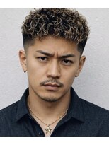 バーバーショップテト(barber shop tete)&nbsp;ショートスキンフェードイージーパーマ