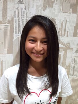 ヘアメイク アース ユーカリが丘店(HAIR & MAKE EARTH) ナチュラルストレート