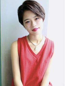 バース(BIRTH) 天神【BIRTH］シンプルショート