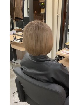 ラフ 難波店(LAFF) #黒髪#ボブルフ#ネビージュ#小顔#ワンレン