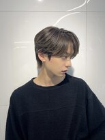 オーシャントーキョー(OCEAN TOKYO)&nbsp;韓国ヘアカルマパーマカルマバングセンターパートウルフ