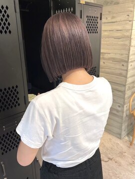 ヲタク 渋谷 代官山 恵比寿(wotaku.) ラベンダーグレージュダブルカラーケアブリーチ透明感カラーボブ