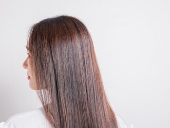 カラーズラボ 三軒茶屋店(Colors Labo)の写真/【三軒茶屋駅3分】髪に優しいオーガニック系スタイリング剤で髪を健康的に♪自然の香りで心も身体もRelax☆