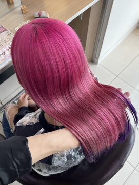 フェイス 大船(FACE) ネオンピンク/ピンクカラー【大船駅】太良坊航