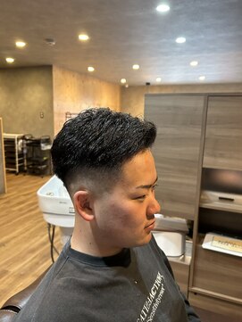 レベンディス(LEVENDIS) スキンフェードスタイル