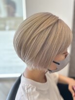 ミロワール(miroir) プラチナブロンドボブ