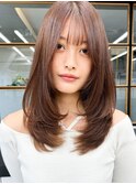 20代30代◎透明感ミルクティーベージュミディアムレイヤー