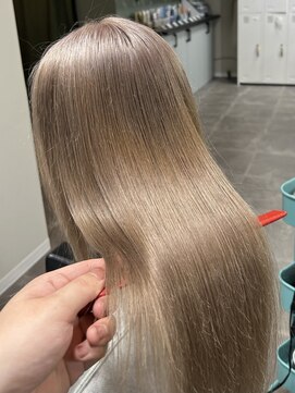 アフィナー(Afinar) ケアブリーチ◎ミルクティーベージュ【横浜/横浜駅】