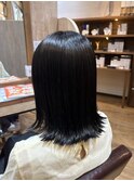 暗髪/切りっぱなしボブ