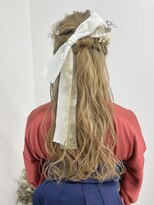 シー(shii..)&nbsp;《shii../内城》#お呼ばれヘア #ハーフアップアレンジ