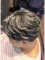 ブル(b.u.l.l.)&nbsp;ホワイトハイライトカラー