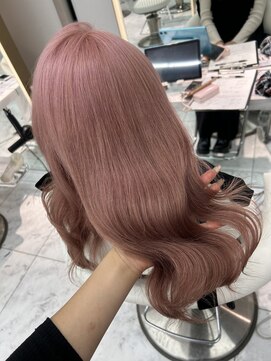 ロンドルピナス 小倉(Lond Lupinus) ミディアムレイヤーカット/似合わせカット/大人ガーリー/20代