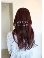 サロン(SALON)&nbsp;ピンクメッシュゆるふわロングヘア
