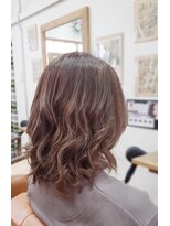 ヘアスタジオ ロメオ(hair studio Romeo)&nbsp;半端長さをスッキリ見せる♪縦長強調ハイライト