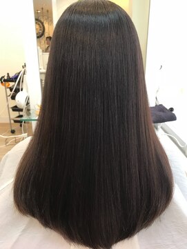 リゾーム デ リアン(Rhizome des liens) 匠の黄金髪ストレート