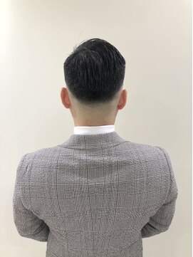 プレミアムバーバー 原宿店(PREMIUM BARBER produce by HIRO GINZA) 7:3スキンフェード